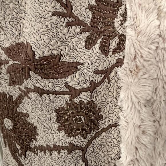 NWOT Free People Cozy Long Faux Fur/Floral Gilet Brocade Reversible Vest, size M - Picture 8 of 9